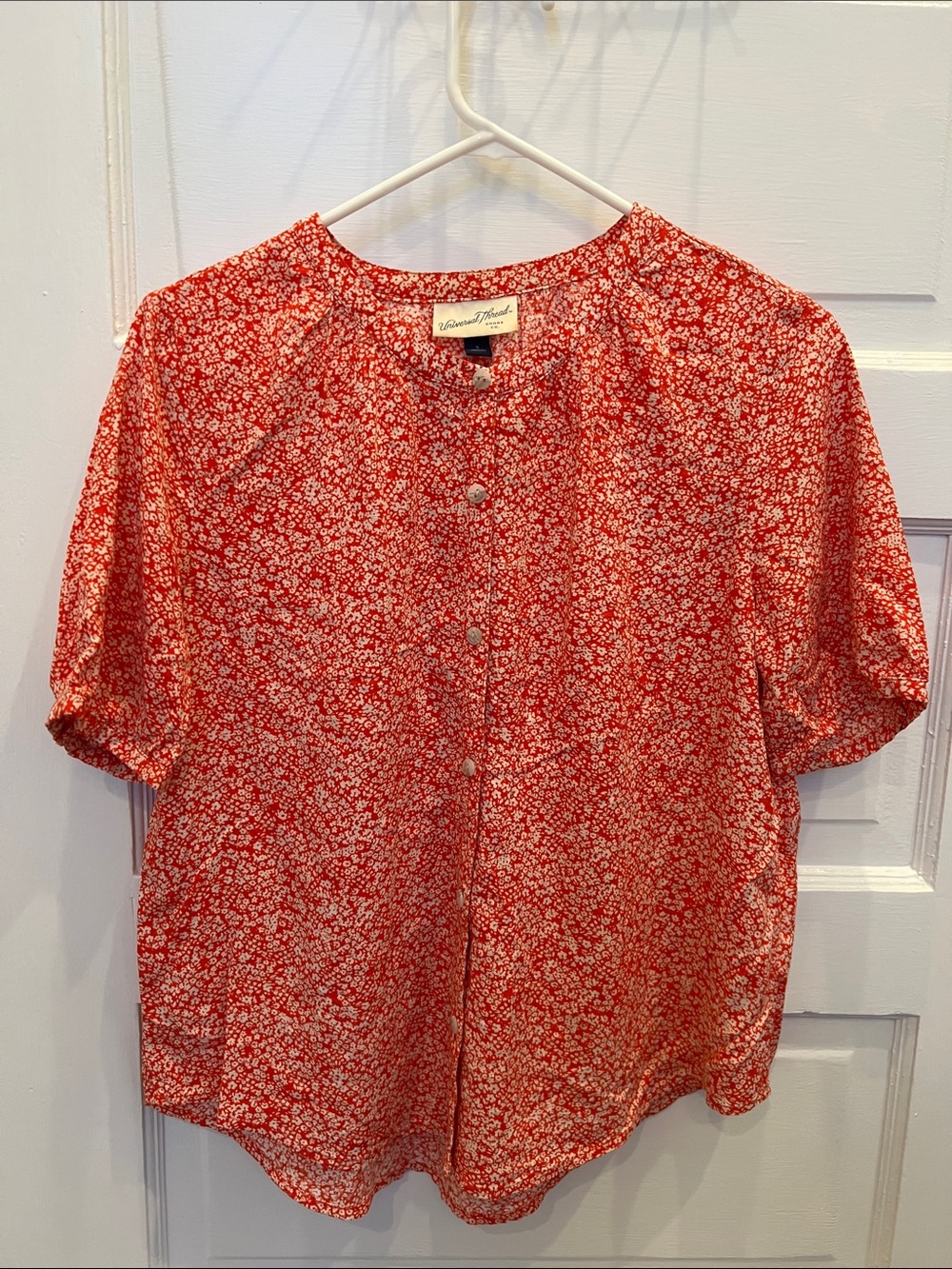 Universal Thread Red Floral Button-Down Blouse